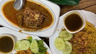 「王族も注文する、バンコクのムスリム食堂｜ビリヤニ、ロティ、ハラル料理【Si Rat駅近】」