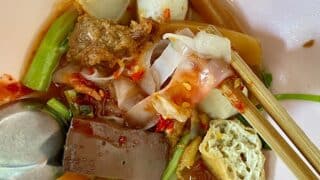 タイのピンクスープ麺イェンタフォーとは？バンコクで人気のローカルフード
